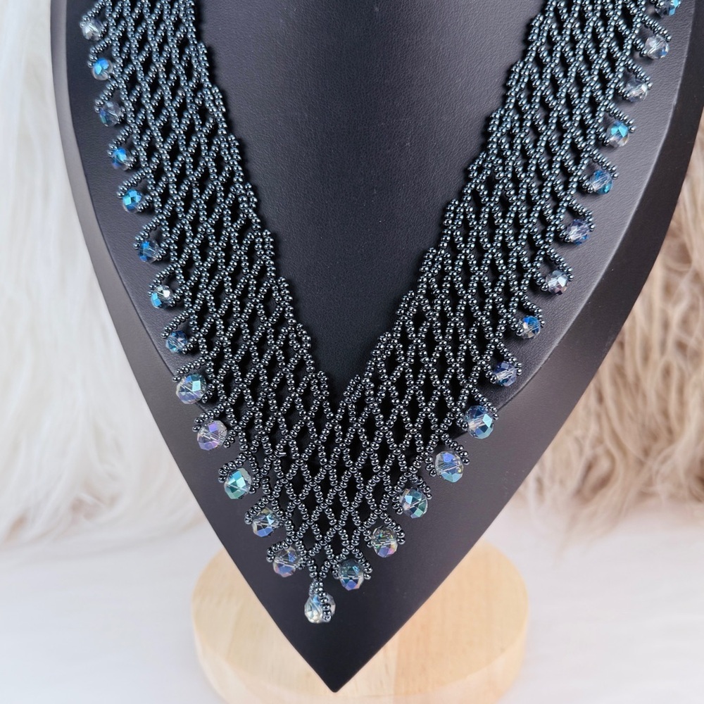 Beautiful beaded, long, blueish gray, reflective statement, necklace - Picture 6 of 9